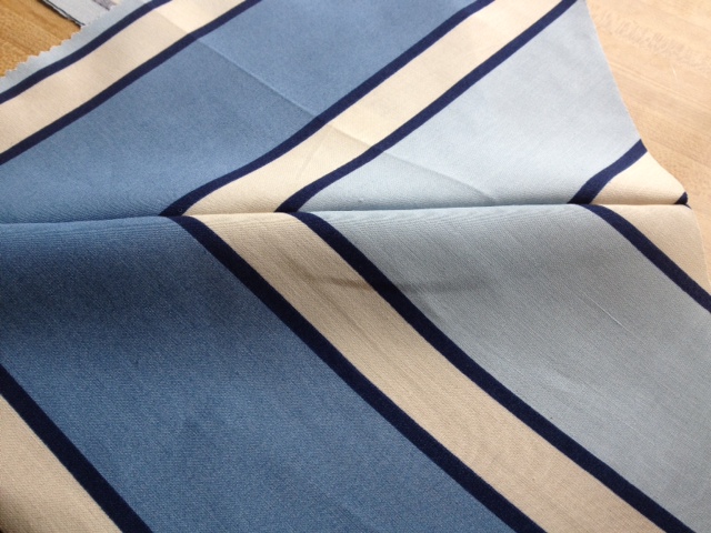 Sew Passionate: Mitered Stripe Pillow Tutorial