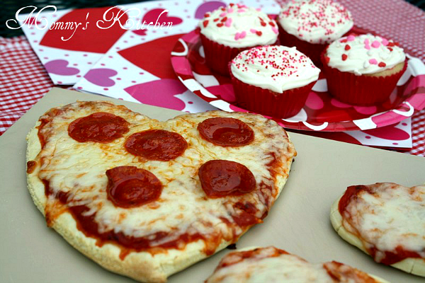 Heart-shaped pizzas hot for Valentine's day - Feb. 10, 2012