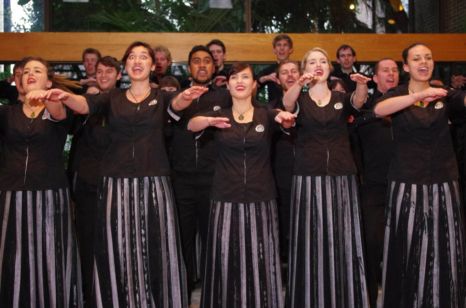 THE MAD SCENEopera, musicals, classical music in Singapore New Zealand
