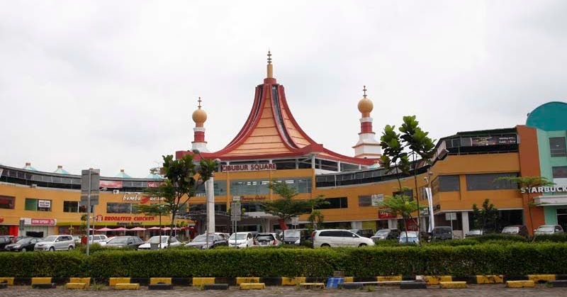 PICTURE: CIBUBUR SQUARE REST AREA