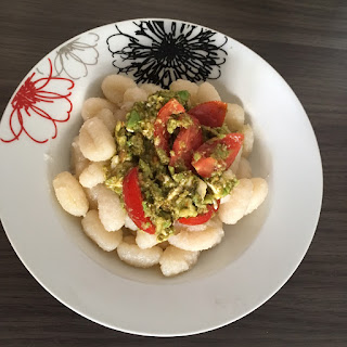 Vegetarisches Avocado Rezept Avocado Pesto Rezept mit Gnocchi