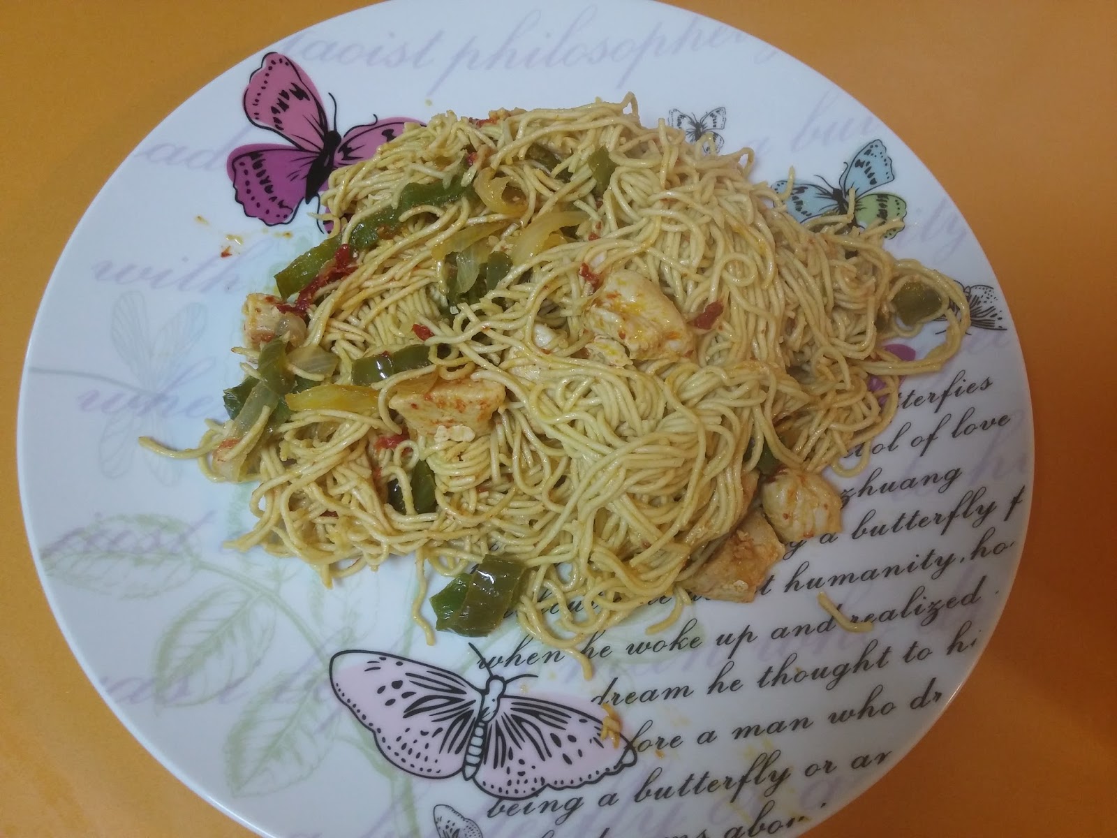 Como hacer fideos chinos con pollo y verduras