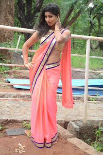 Actress pavani hot stills Actress pavani hot stills