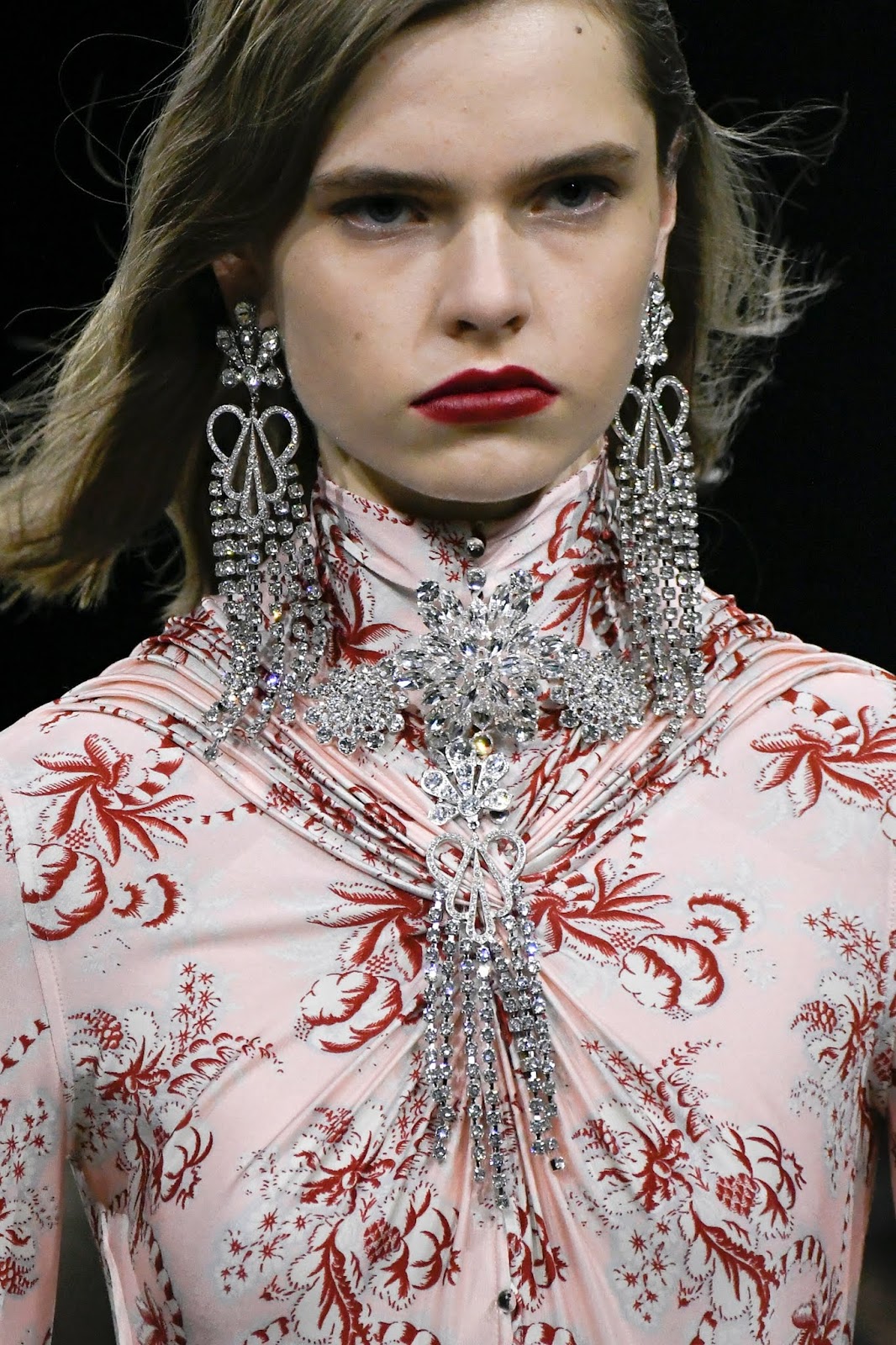 PACO RABANNE: RUNWAY GLAMOUR