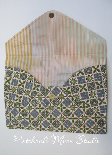 Patchouli Moon Studio~Diva Envelope Clutch