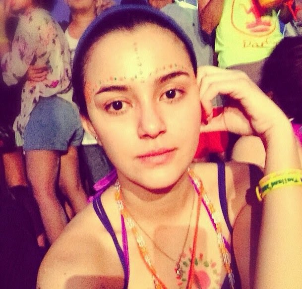 Foto Juliana Evans Berjimba DiFullMoonParty ~ Blog Hiburan