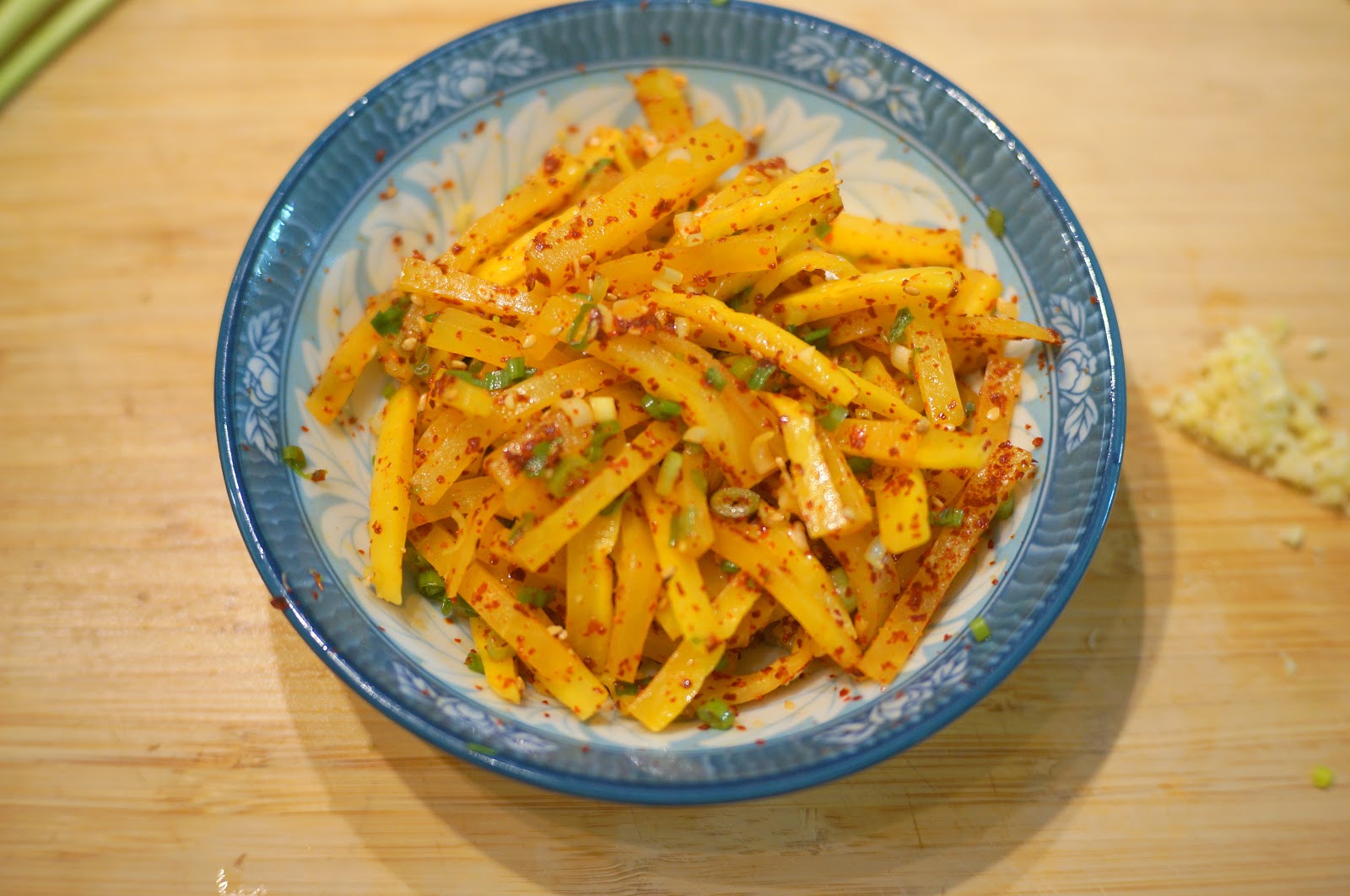 Korean Pickled Radish Side Dish Noranmu Muchim (노란무 무침)