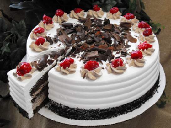 Resep Membuat Kue Black Forest Sederhana yang Lembut Resep Membuat Kue Black Forest Sederhana yang Lembut