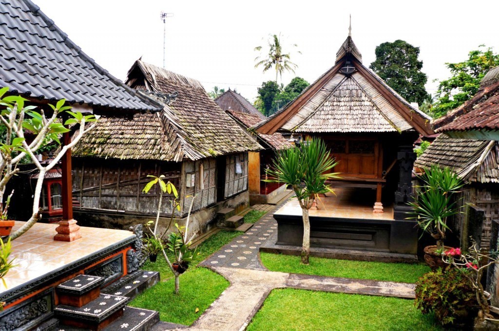 Mengenal Arsitektur Bali dan Keunikannya Secara Lengkap