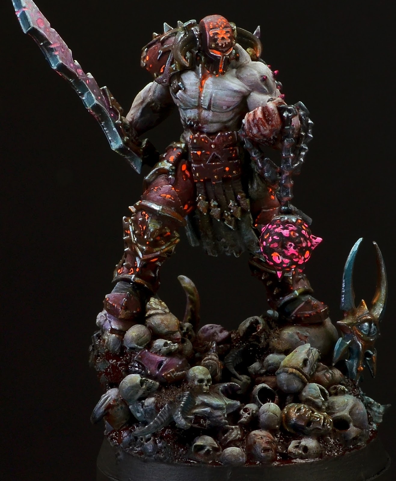 [Image: KhorneChaosWarrior16.jpg]