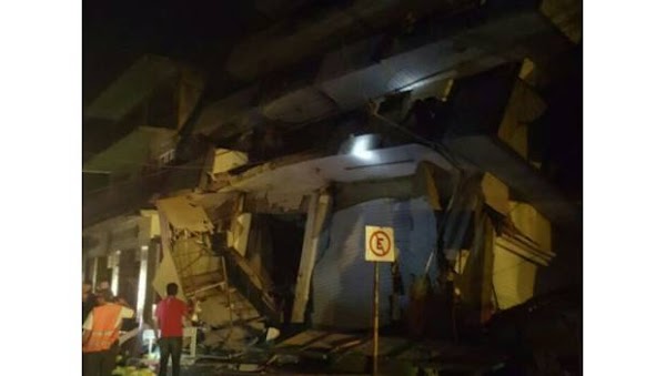Cae hotel en Oaxaca por el terremoto de 8.4; reportan personas atrapadas Cae hotel en Oaxaca por el terremoto de 8.4; reportan personas atrapadas