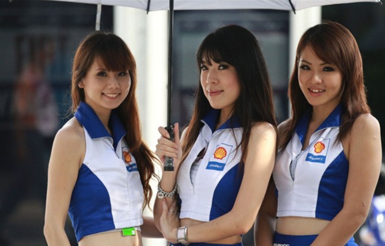 The Uniform Girls: [PIC] MotoGP Grid Shell uniform show girls - Sepang 2010