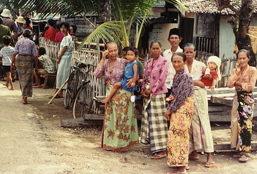 indonesian people pictures. Indonesian People who Live in
