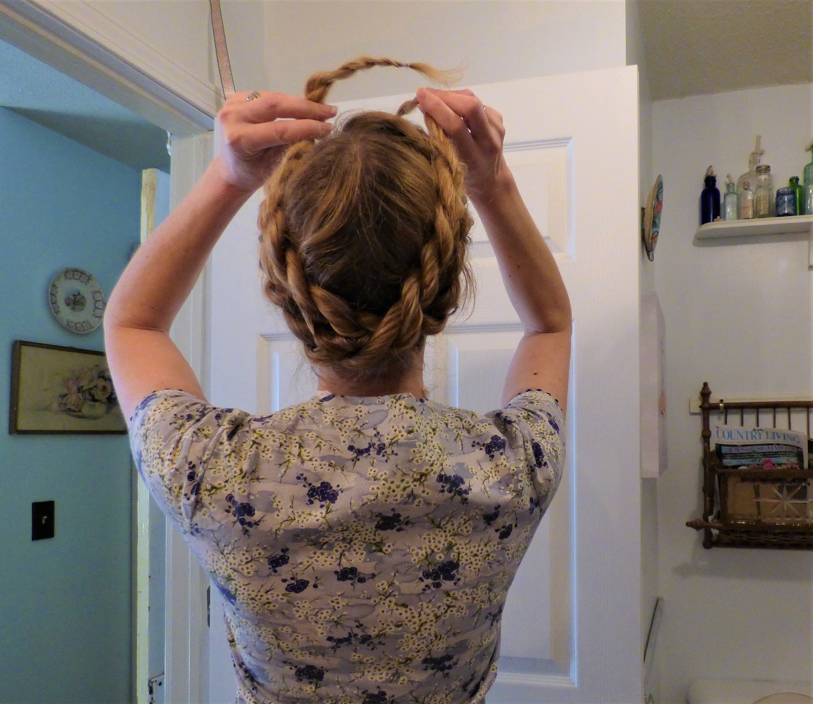 Vintage Halo Twist Hair Tutorial Video