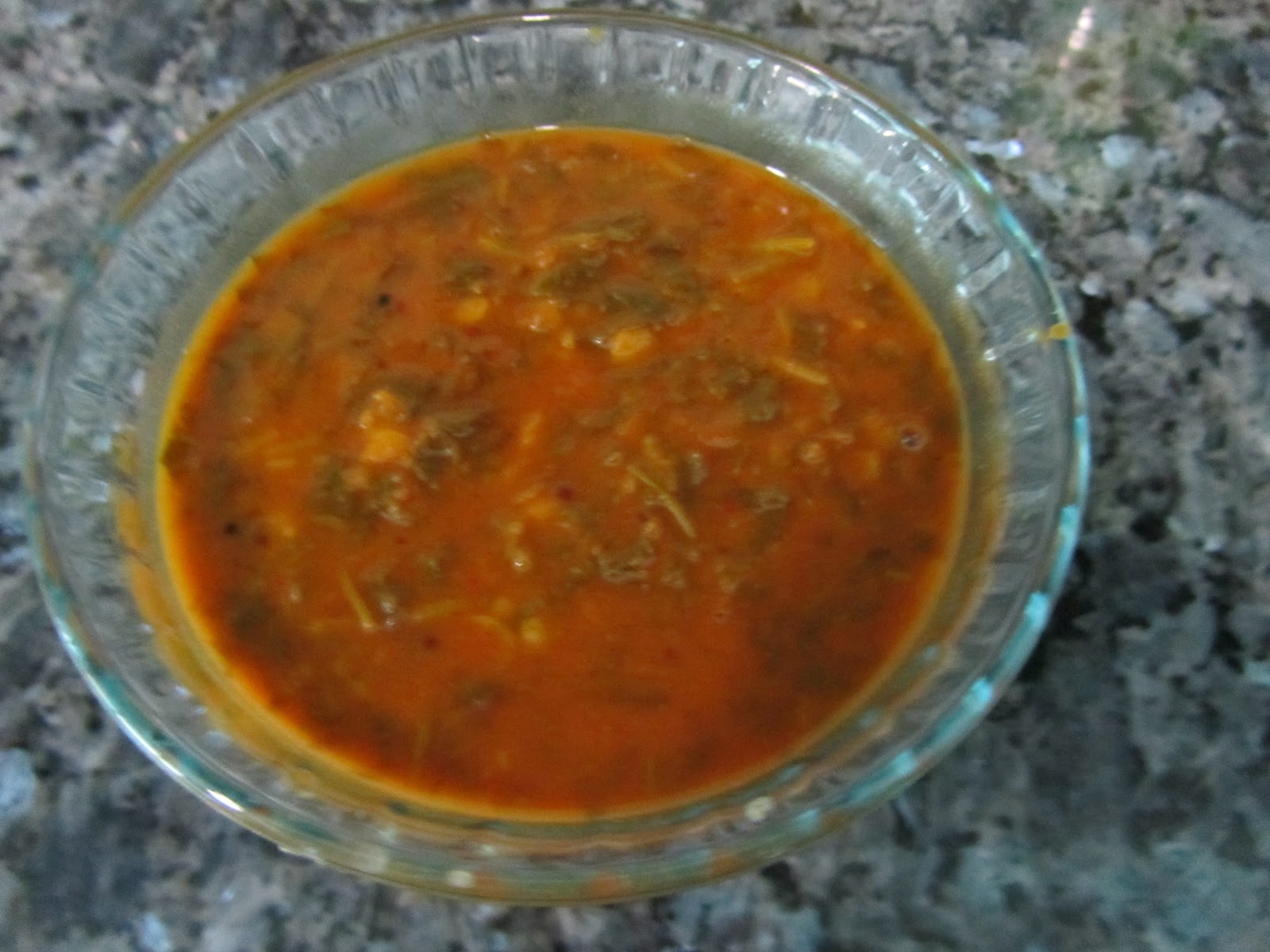 khatta meetha theeka Methi leaves Sambar / vendhiya keerai kuzhambu