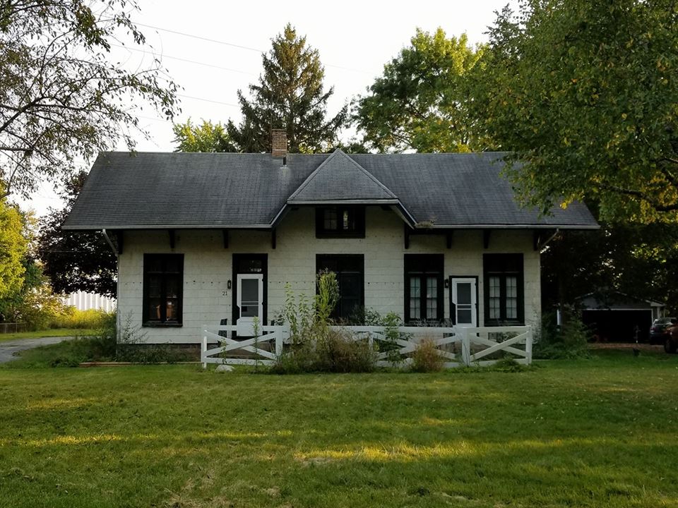 Towns and Nature Bristol, IL House/CB&Q Depot?