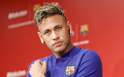 134585765_Barcroft-Media_Messi-And-Neymar-In-Tokyo-To-Introduce-New-Rakuten-Sponsored-Barca-Kit-xlarge_trans_NvBQzQNjv4Bq5AKy6kltchdyQ3tVtY_32VgQYydLoD49TznpdCvx63E.jpg