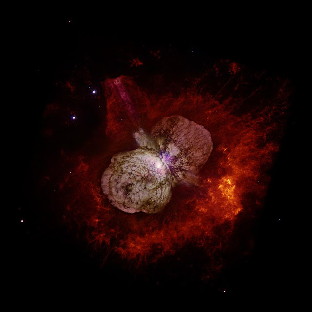 Estrela Eta Carinae - University of California Berkeley - NASA