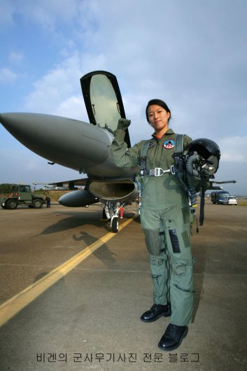 Galeri Foto Tentara Wanita Korea Selatan | Nyatanya.Com