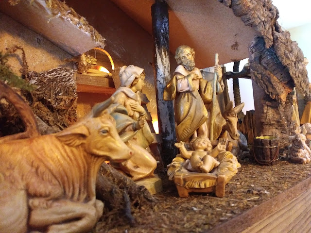 Maple Grove: The Nativity of Our Lord Presented in Verse and Song