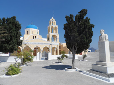 Viagem Grécia – 10º dia (Fira, Oía e Jantar em Kamari Beach)