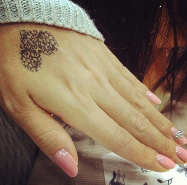 Tatuagens de coração para as mulheres Tatuagens de coração para as mulheres