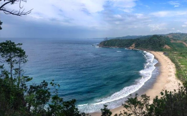 Pantai Modangan Malang