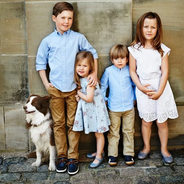 Crown Prince Frederik,  Crown Princess Mary, Prince Christian, Princess Isabella, Prince Vincent, Princess Josephine, Ziggy was a loyal and affectionate dog.