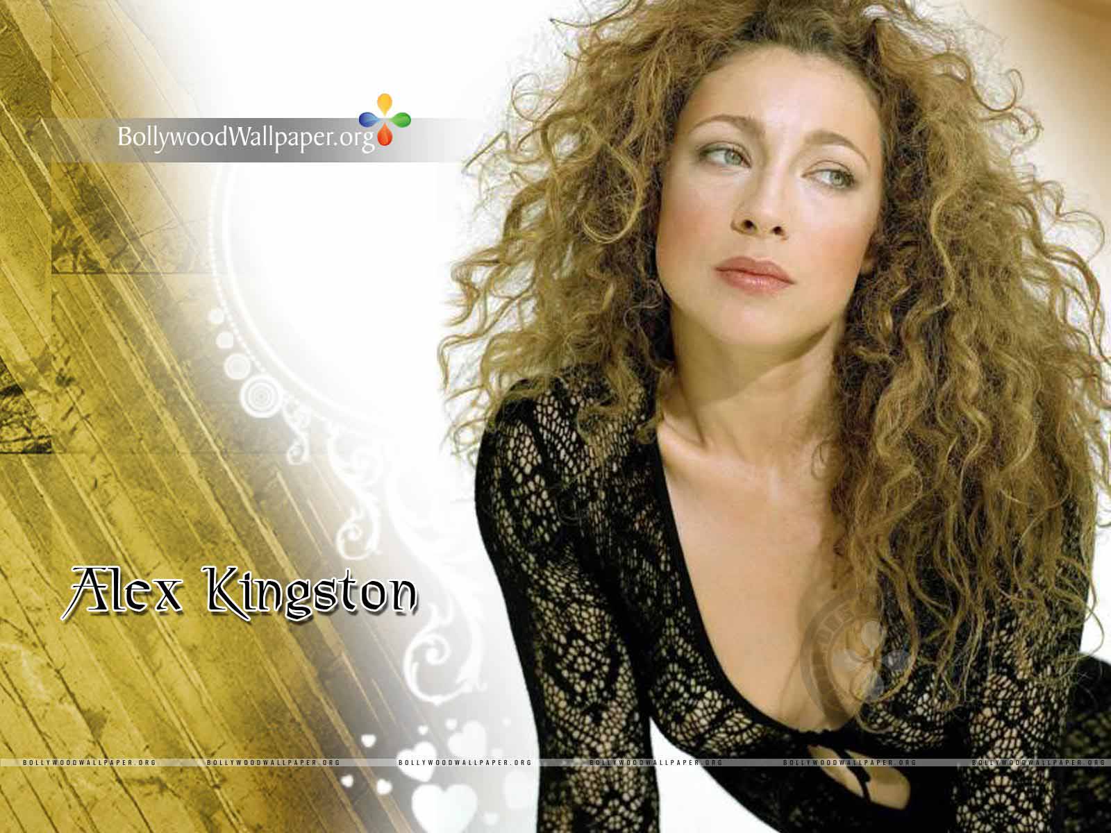 HQ Wallpapers: Alex Kingston Wallpapers