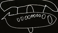 Dibujo naïf de un avión con paracaídas.Trazos blancos sobre fondo negro. ©Selene Garrido Guil