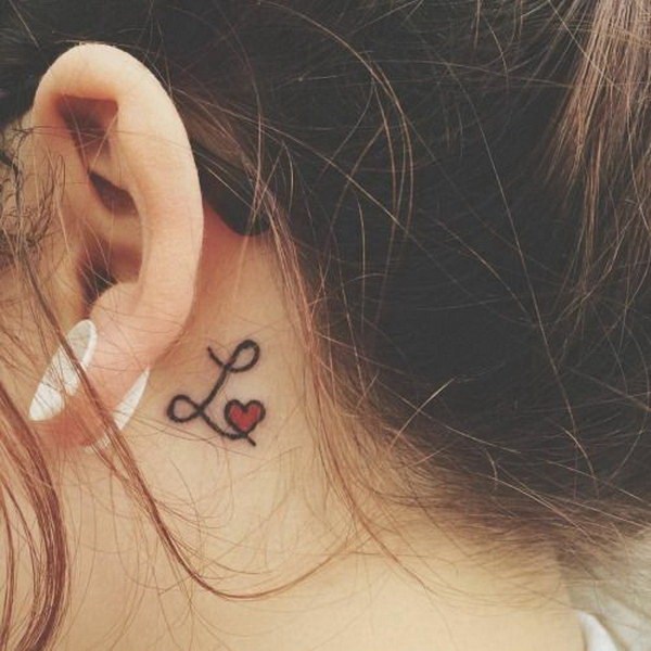 Tatuagens femininas atrás das orelhas Tatuagens femininas atrás das orelhas