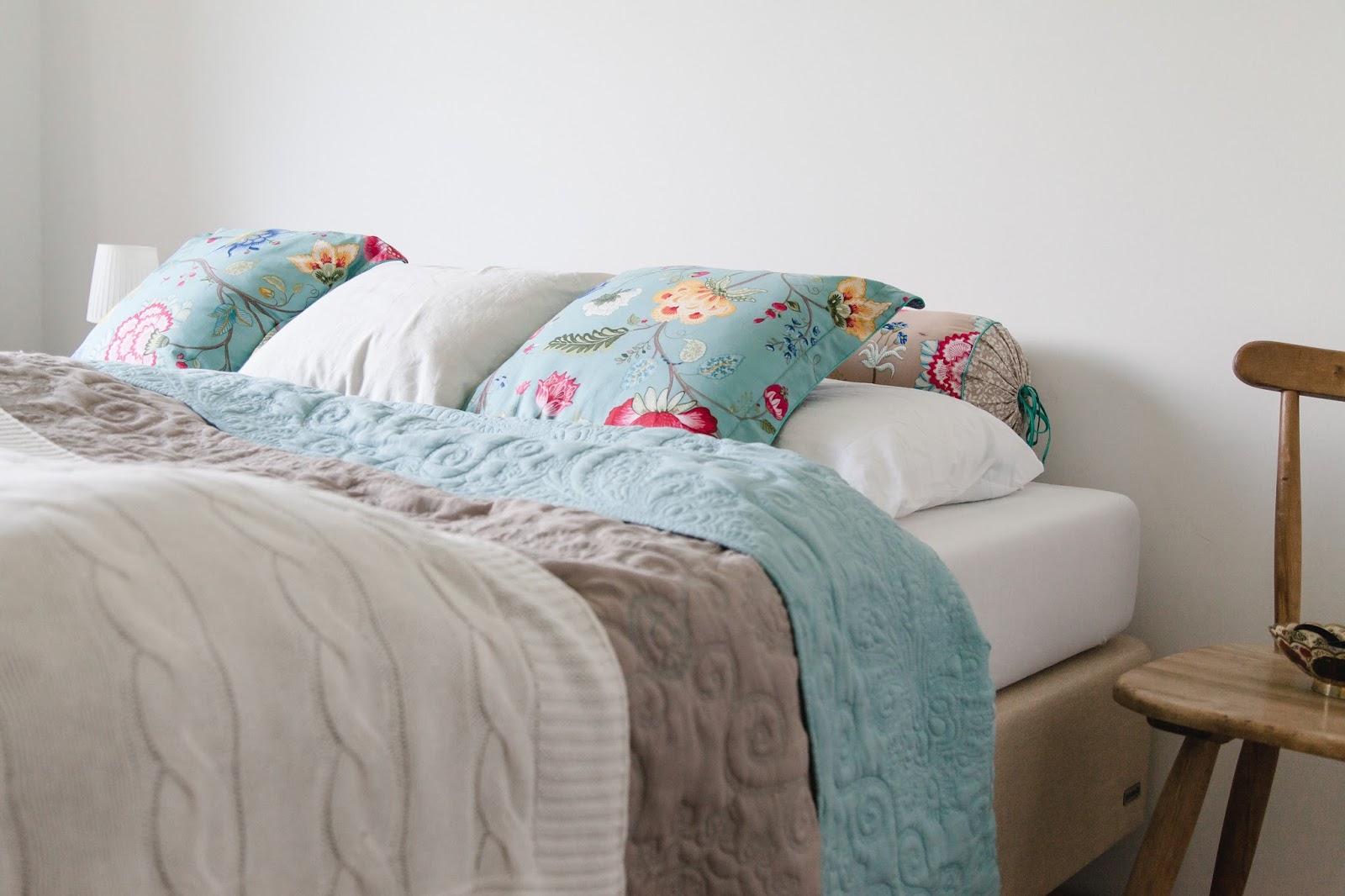 Blumenmuster im Schlafzimmer? Nicht wirklich?! Doch! - WOHNPROJEKT