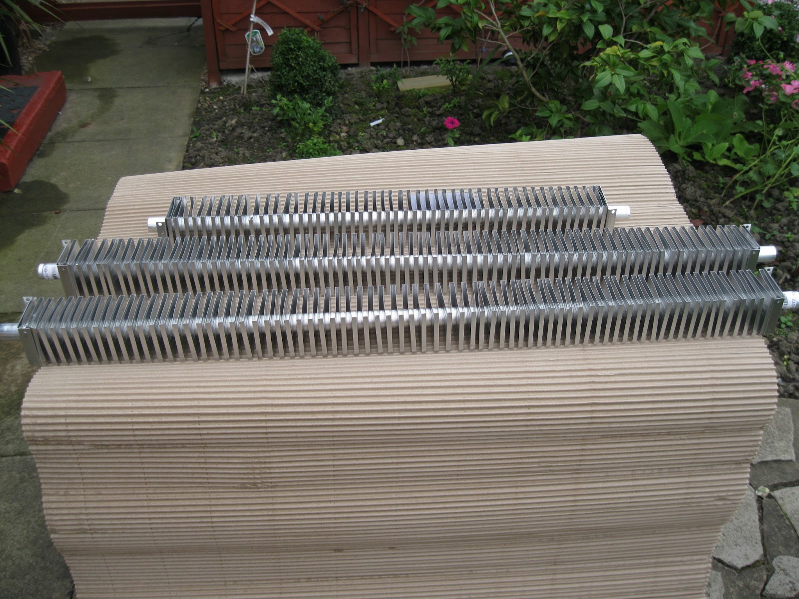 Narrowboat Ellis: Fin Rads & a collapsible bucket!