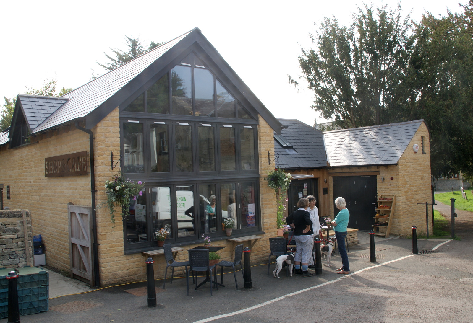 Organic Garden Dreams The Beautiful Village of Blockley in the Cotswolds, England II