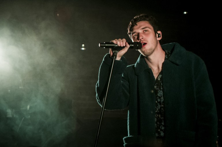 Terjemahan Lirik Lagu Getting Over You ~ Lauv | Naviri Magazine