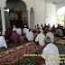 Momen Sholat Jumat Harmoniskan Polsek Peureulak Barat Dengan Masyarakat