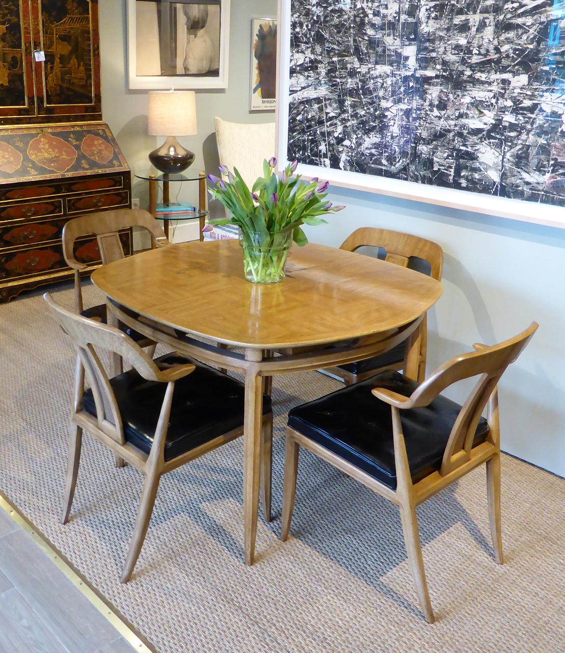 MICHAEL THOMAS Mastercraft Furniture Company Dining Table and Chairs