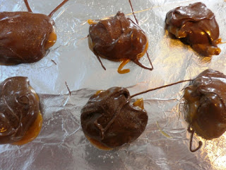 make chocolate covered turtles