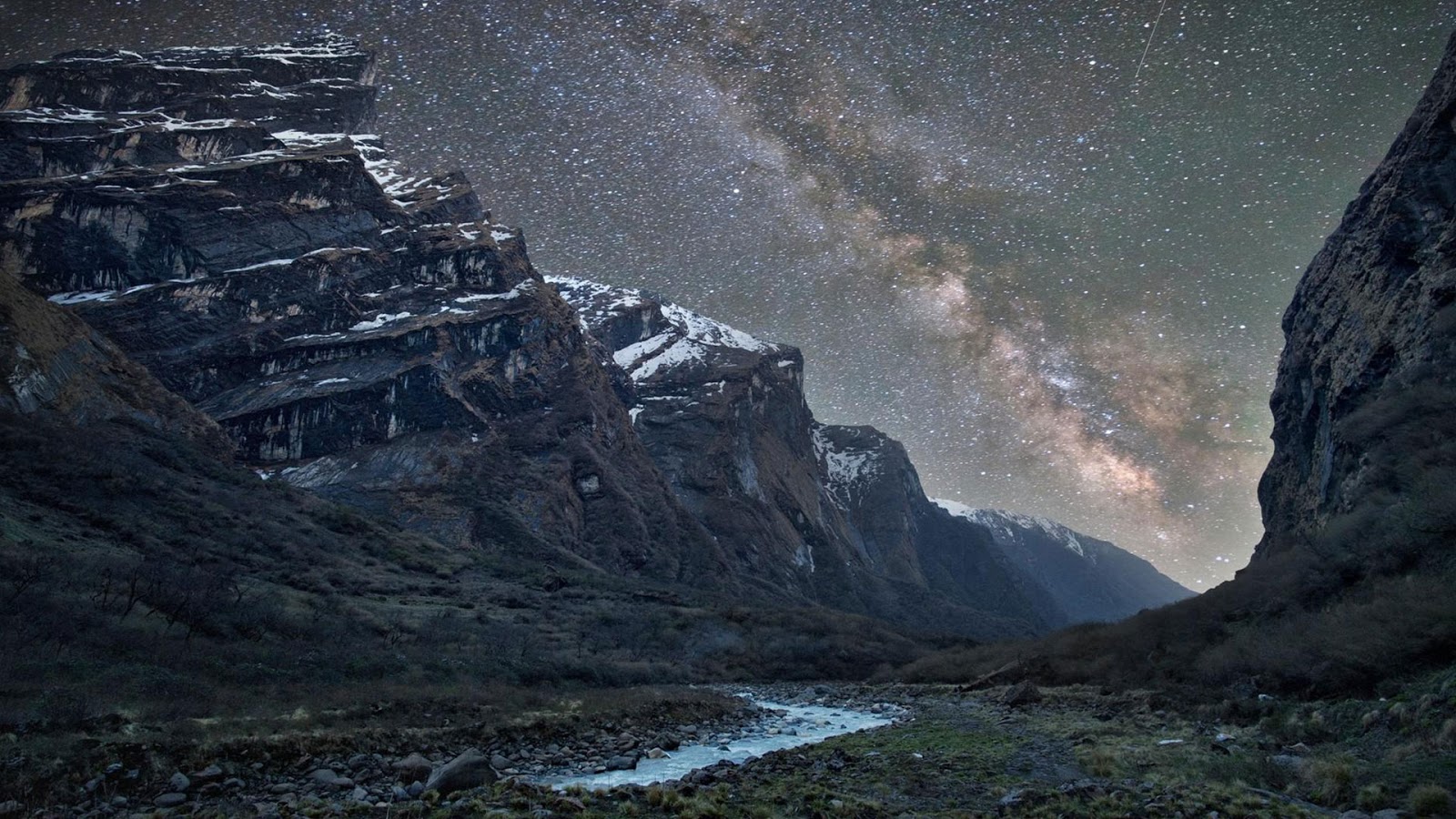 himalayas milky way anton jankovoy