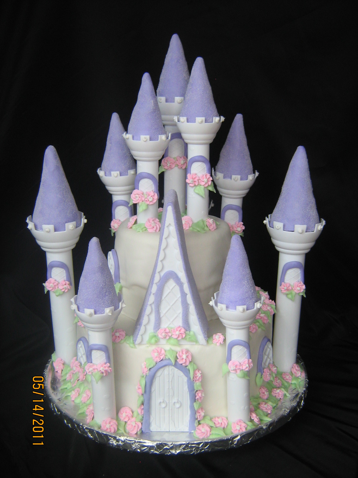 One Cake Wonders: Royal Princess Castle Cake!