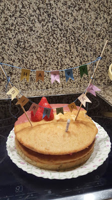 happy birthday mini banner/cake banner (free printable) happy birthday mini banner/cake banner (free printable)