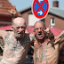 Ancianos escapan de asilo para asistir a festival de heavy metal