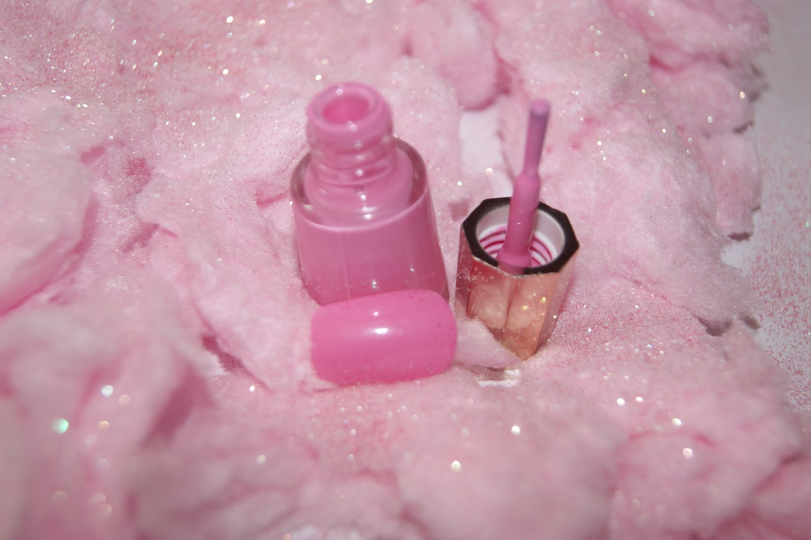 Mavala Candy Floss Nail - Review | The Sunday Girl
