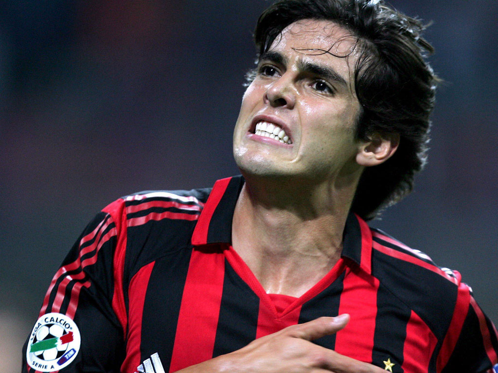 Toque de bola Kaká está voltando!