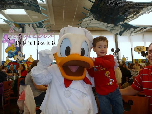 Chef Mickey's, Walt Disney World vacation, character meals at Walt Disney World,