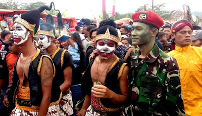 Petilasan Prabu Angling Darma Temanggung - wongcrewchild