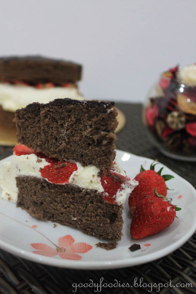 GoodyFoodies: Happy Mother's Day + Recipe: Chocolate cake with whipped ...
