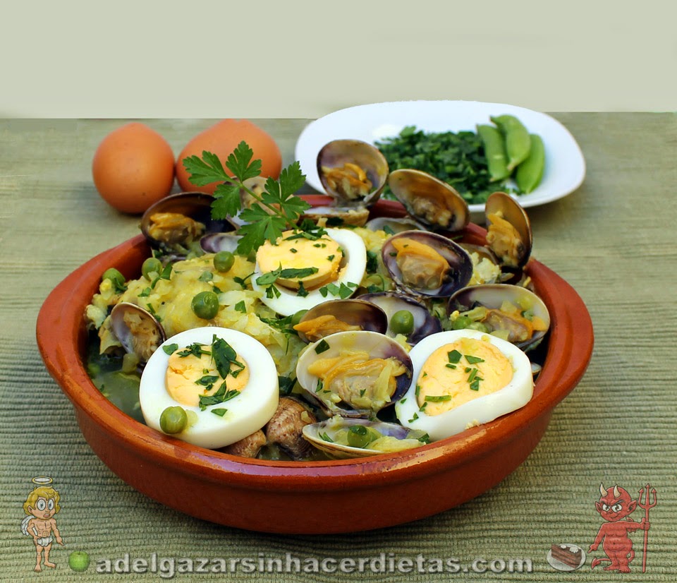 Receta saludable de Merluza con almejas y huevo duro una versión parecida a la koskera pero sin espárragos, baja en calorías y apta para diabéticos.