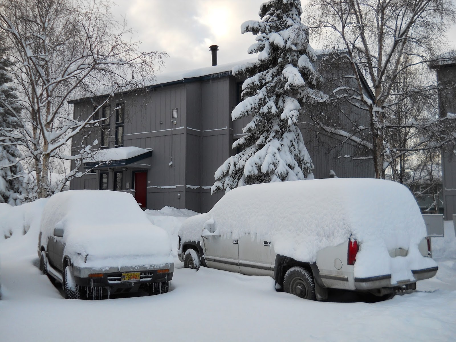BOBBA CAPS DOXOLOGY MAR 15, 14 .. SNOW IN ALASKA? ON MARCH 15th .. YES!