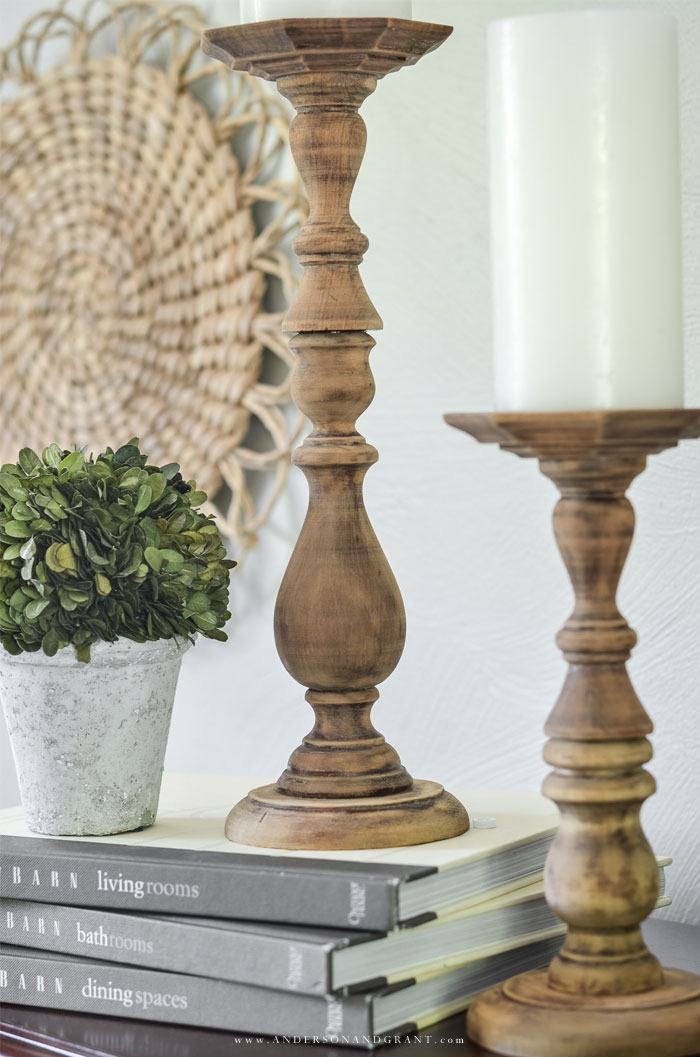 Add some farmhouse style to your home with these simple DIY rustic wood candlesticks. #fixerupper #DIY #farmhousedecor #thriftstore |#andersonandgrant Add some farmhouse style to your home with these simple DIY rustic wood candlesticks. #fixerupper #DIY #farmhousedecor #thriftstore |#andersonandgrant
